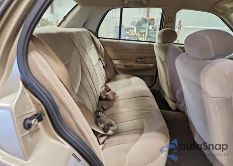 2000 Ford Crown Victoria z USA, uszkodzony, nr VIN 2FAFP73W7YX216395